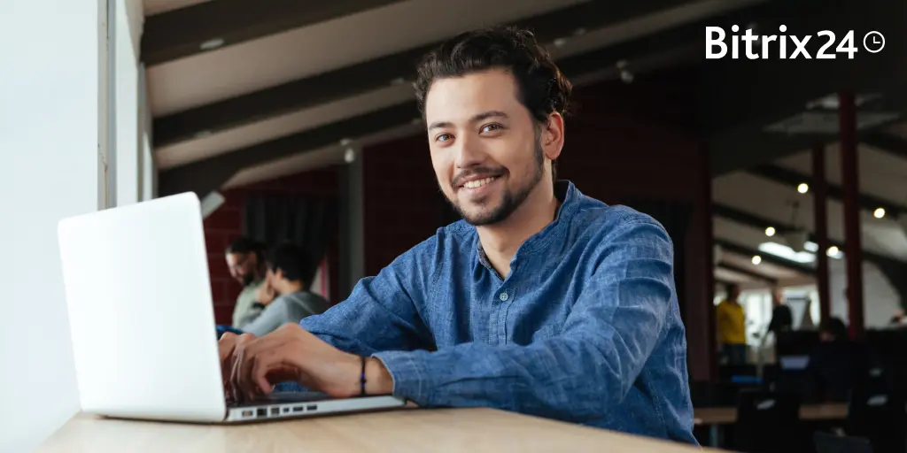 CRM-Einführung für kleine Unternehmen: Erkennen, wann manuelle Systeme das Wachstum bremsen