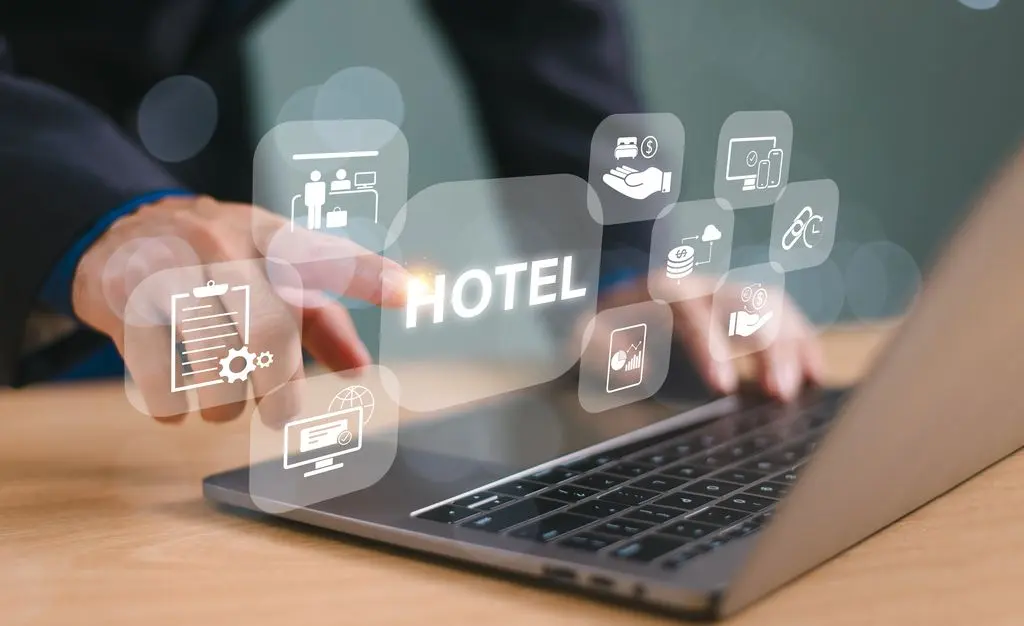 Reisen und Hotelbuchung: KI-Chat-Prompts im Tourismussektor