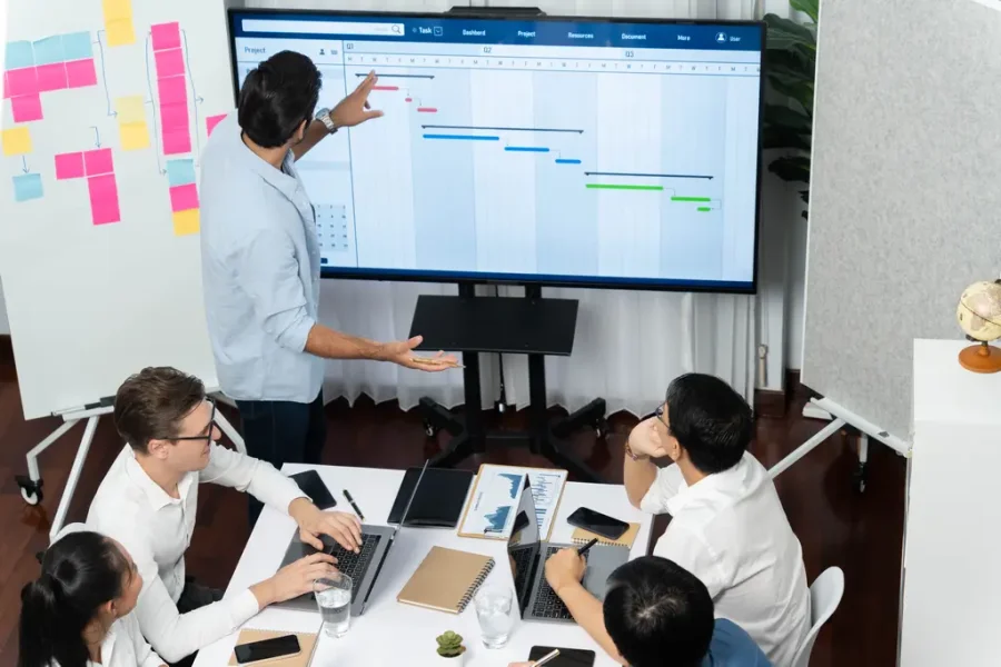 Brainstorming, das liefert: digitale Whiteboards und ein Budget in 7 Tagen