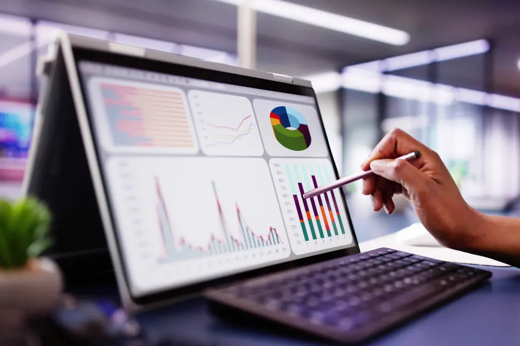 CRM-Analytik verstehen: Wie Daten intelligentere Geschäftsentscheidungen fördern