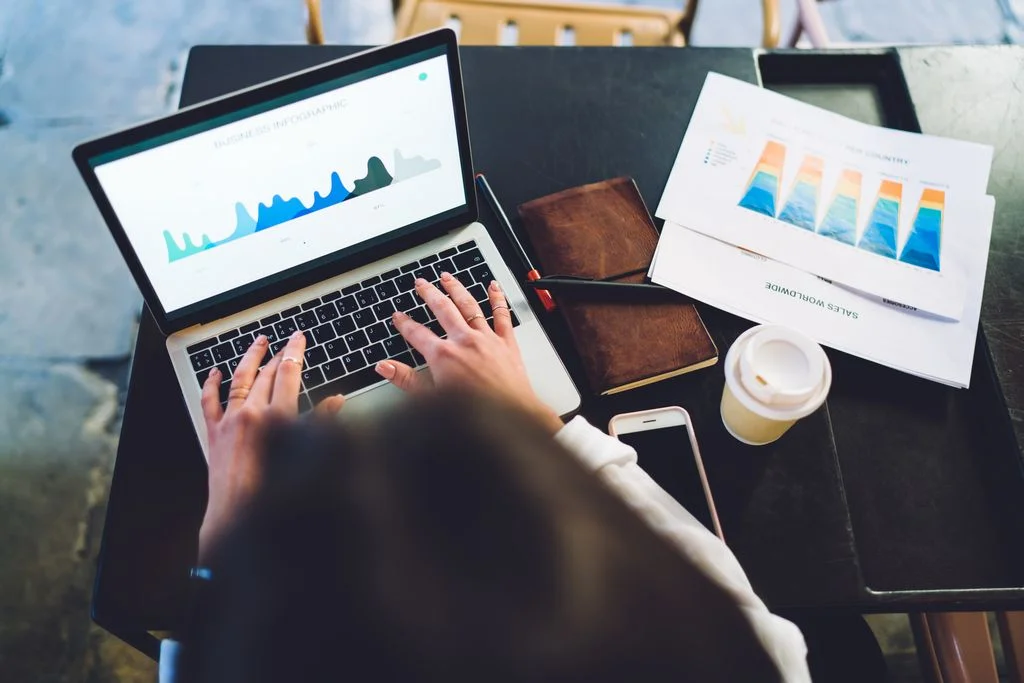 10 Benutzerfreundliche BambooHR-Alternativen für das HR-Management in kleinen Unternehmen