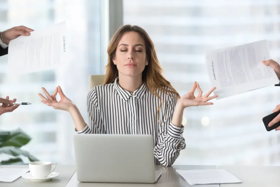 Arbeitsangst überwinden: Mit diesen 10 Schlüssel gegen Panik am Arbeitsplatz