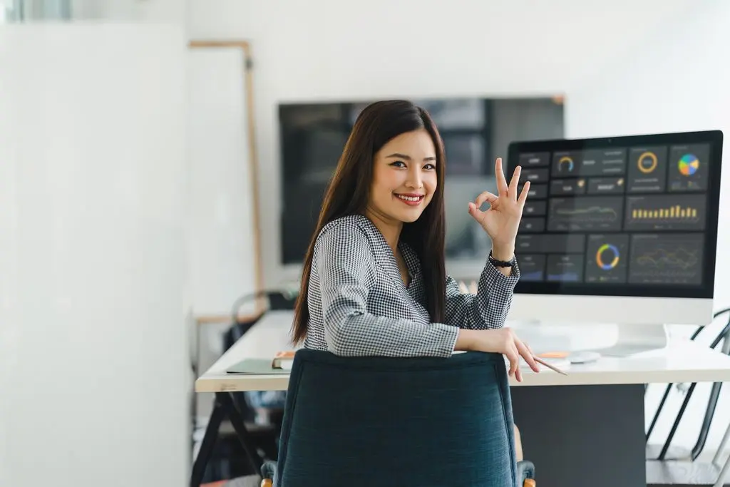 shutterstock_2436586181.webp Durch Kombination von CRM-Funneln, Chats und Kalendern den Rekrutierungsprozess optimieren