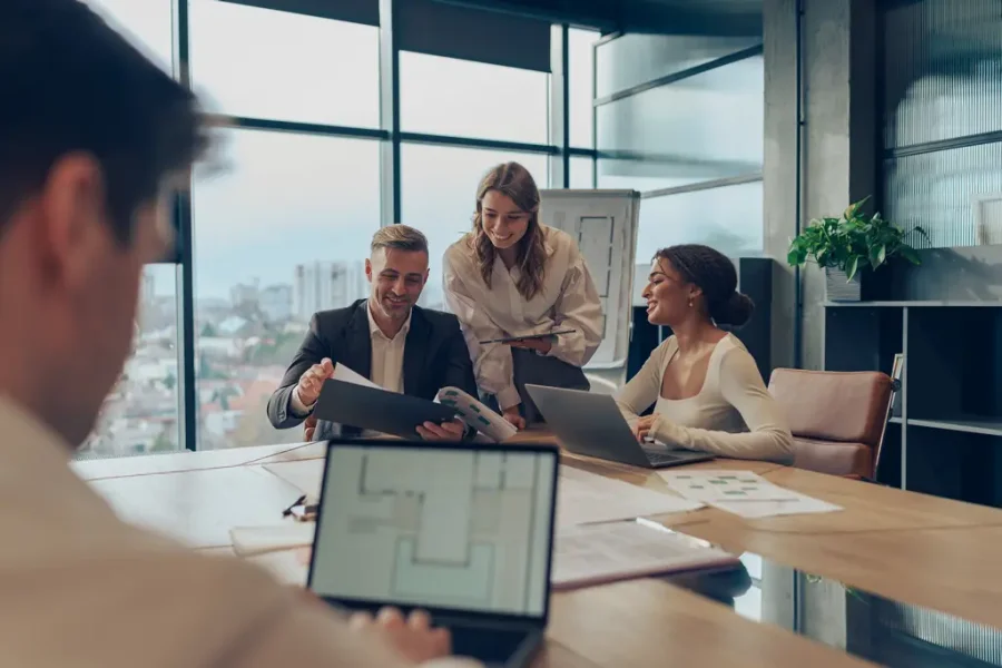 Proaktive Unternehmenskultur: Tools und Strategien zur frühzeitigen Problemerkennung